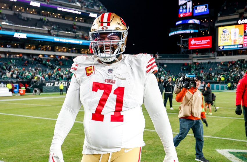  Report: 49ers won’t exercise Trent Williams’s option bonus, still plan to rework contract