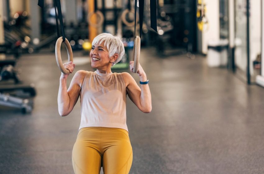  I couldn’t hold a plank at 59 – now I can do pull-ups at 76