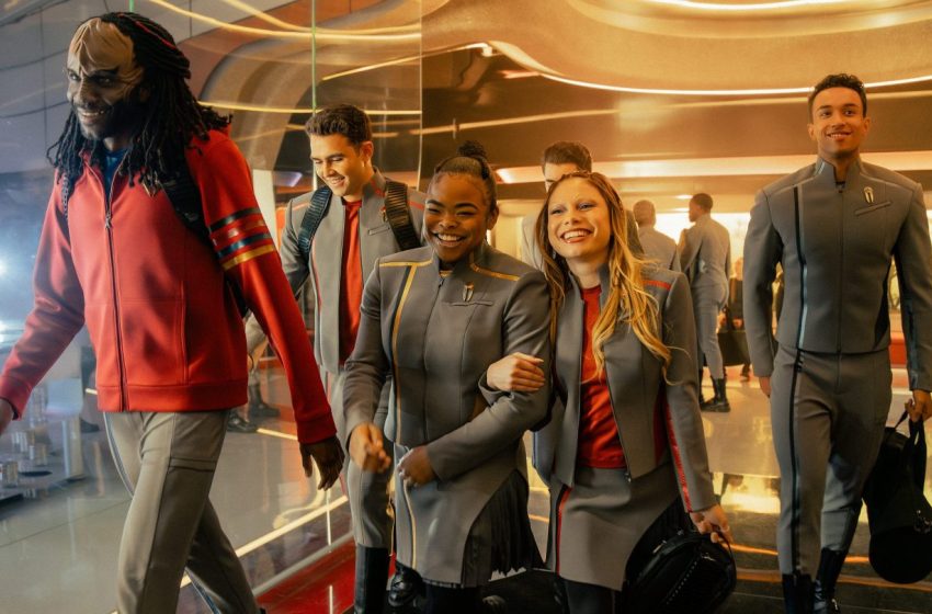  ‘Project Hail Mary’ Author Andy Weir Takes a Shot at ‘Star Trek’