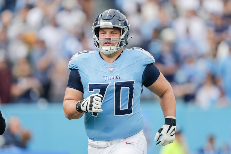 Former Tennessee Titans guard Kevin Zeitler is introduced prior to the team's Week 17 game against the New Orleans Saints.