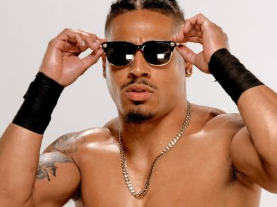  Former WWE star says Carmelo Hayes “got screwed” at SmackDown