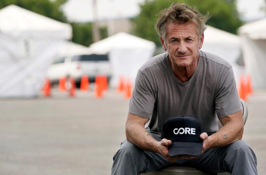  Mystery of Sean Penn Oscar Night Whereabouts Seemingly Solved