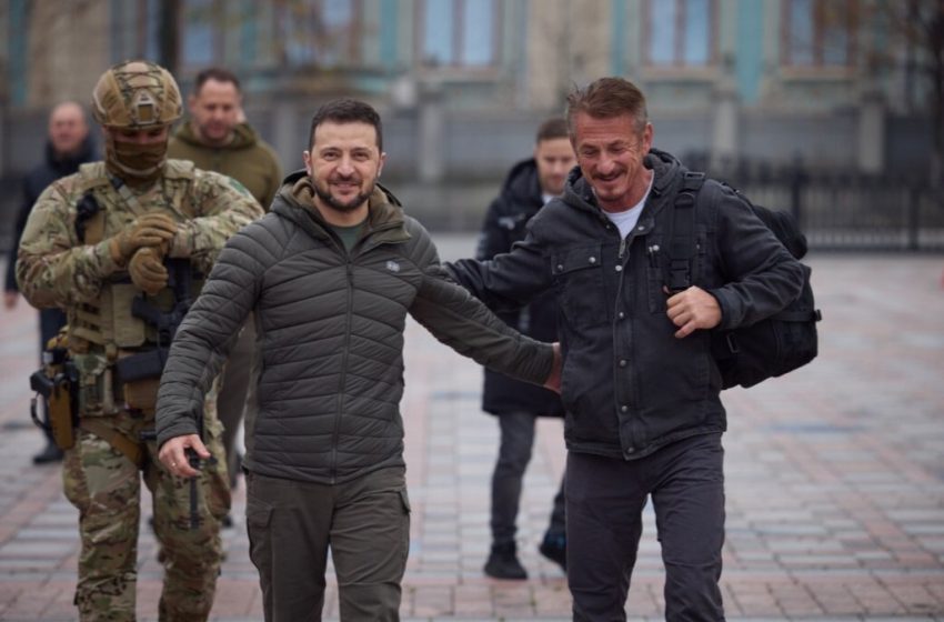  Sean Penn Was In Ukraine With Volodymyr Zelenskyy When He Won Oscar