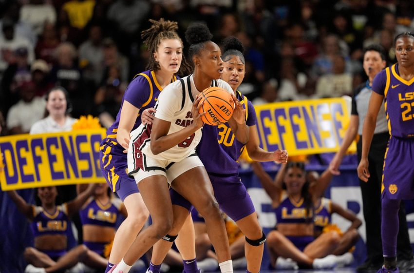  South Carolina women’s basketball: Raven Johnson outduels MiLaysia Fulwiley and the Gamecocks advance to the SEC title game