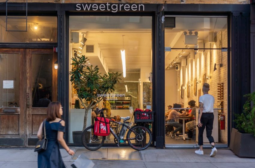  Struggling Sweetgreen is rethinking its menu pricing