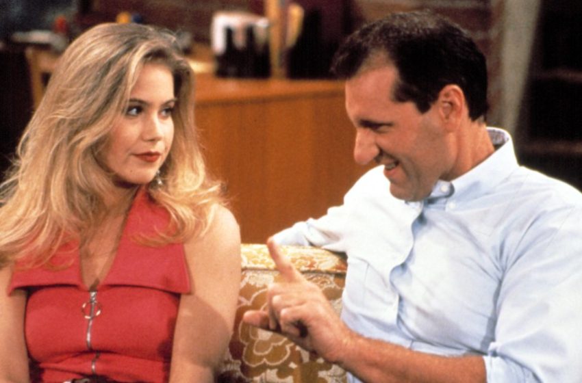  Christina Applegate Says ‘Married With Children’ Worsened Her Anorexia