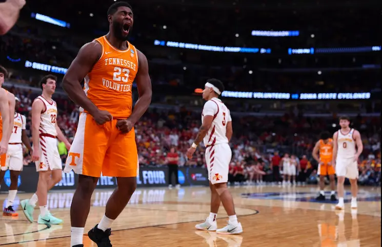  The Offensive Adjustment That Propelled Tennessee Basketball Back To Elite Eight