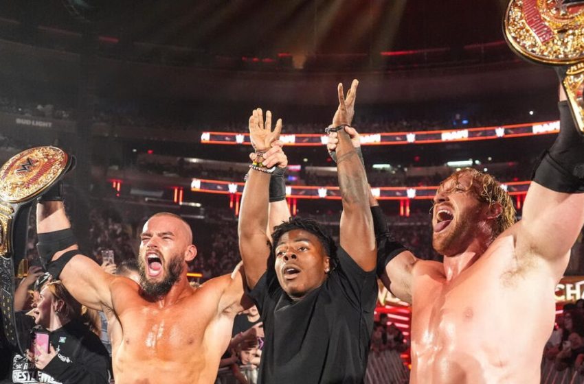  Matt Hardy reacts to WWE Raw Tag Team title change