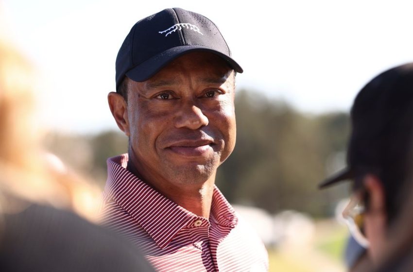  Tiger Woods involved in rollover crash on Jupiter Island