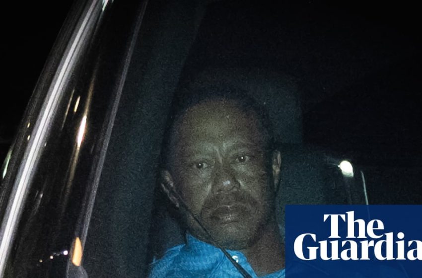  Tiger Woods says looking at his phone led to Florida rollover crash | Tiger Woods