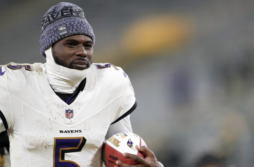  Tyler Huntley stays with Ravens on a two-year deal