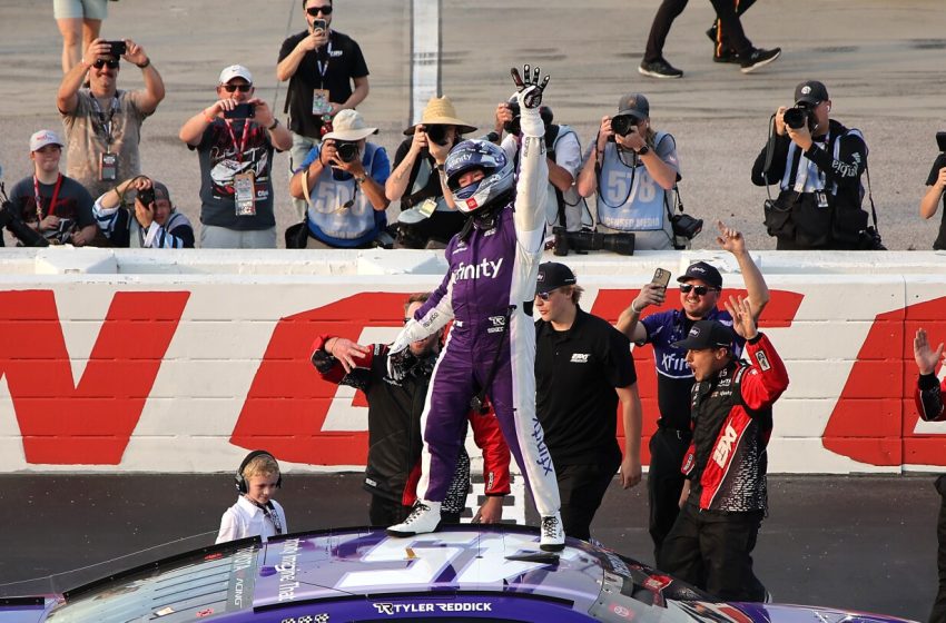  Tyler Reddick wins at Darlington in 4th NASCAR win this season for Michael Jordan’s team