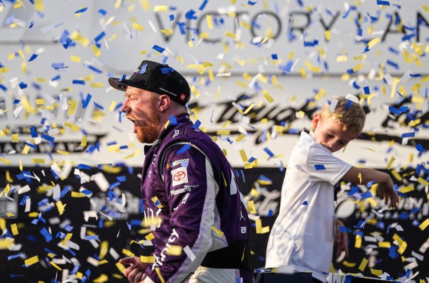  Tyler Reddick wins at Darlington in fourth NASCAR win this season for Michael Jordan’s team