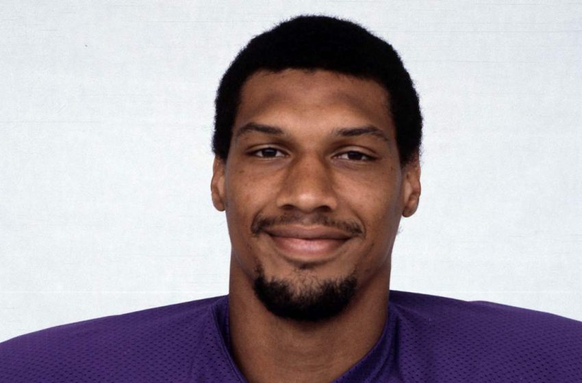  Vikings Mourn the Loss of Ring of Honor Member Joey Browner