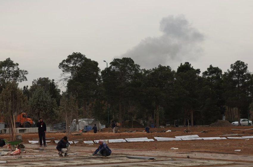  US weighs military reinforcements as Iran war enters possible new phase