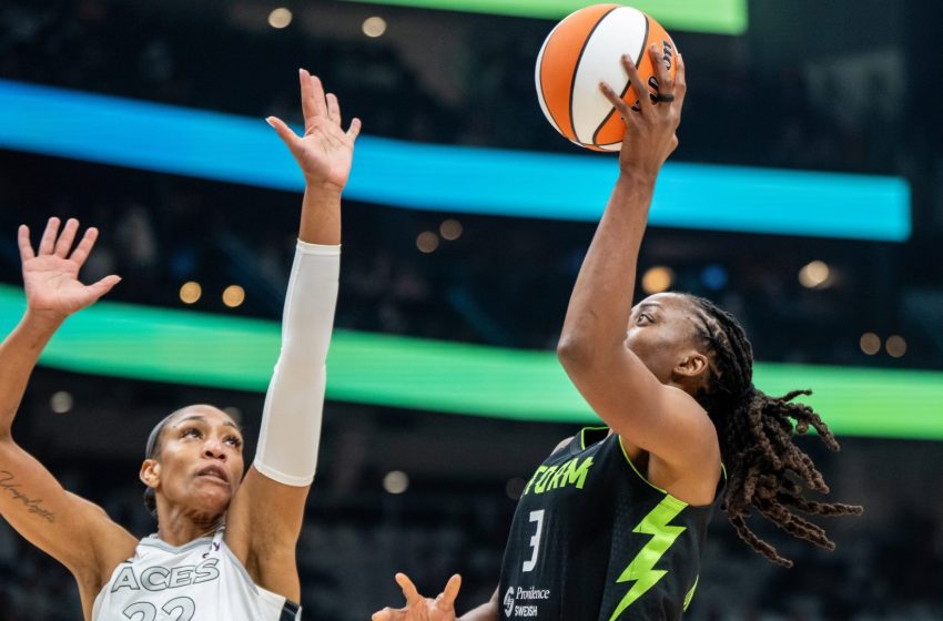  WNBA CBA Talks Drag Late Into Night 3 With No Deal