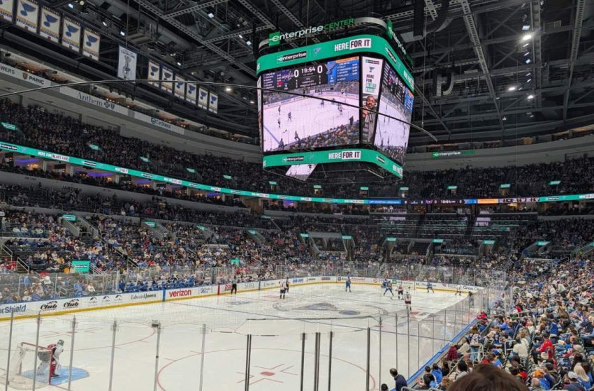  Weird animosity and nothing on the scoreboard: Blues beat Capitals 3-0