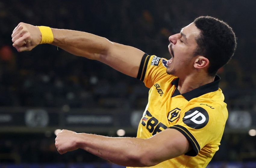  Wolves 2-1 Liverpool: Reds stunned on magical Molineux night