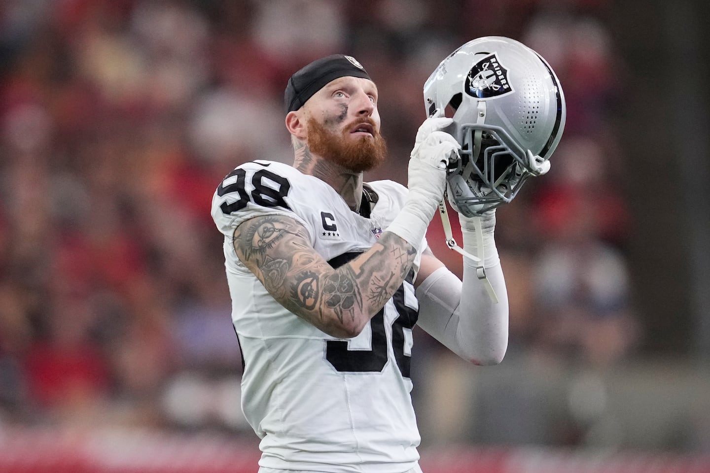 The Raiders appear to be prepared to stick with defensive end Maxx Crosby after a trade with the Ravens fell through.