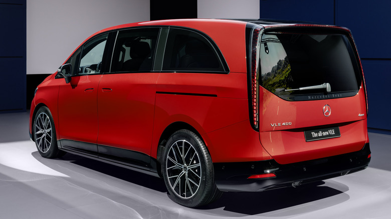 red 2027 Mercedes VLE rear three-quarter