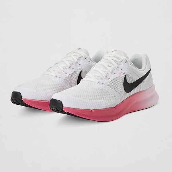 Nike Women’s Run Swift 3 Road Running Shoes