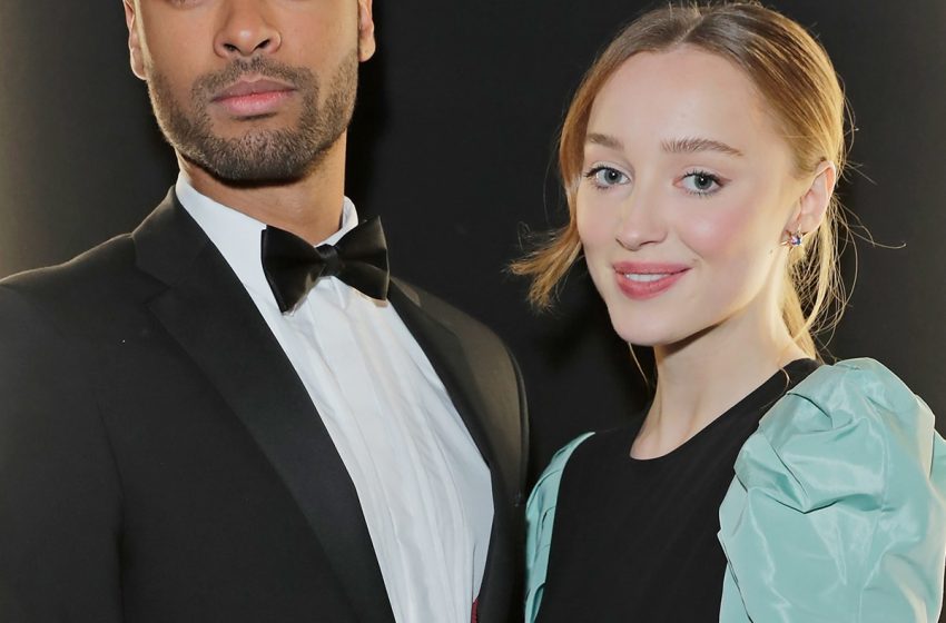  Bridgerton Showrunner Hints at Phoebe Dynevor, Regé-Jean Page’s Future