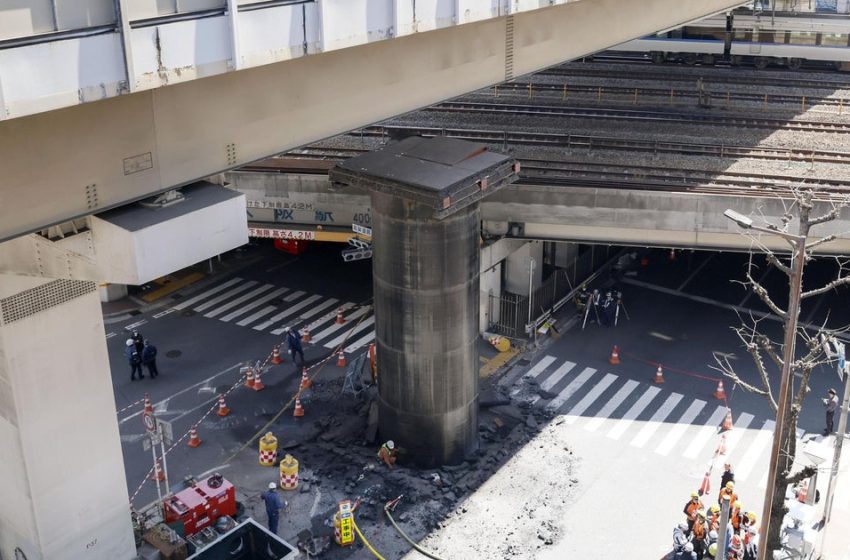  Giant underground pipe mysteriously rises over 30 feet, bursting through road in Japan: “I can’t believe this”