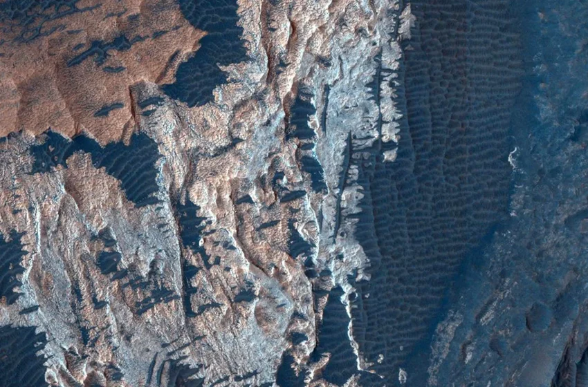  Scientists may have discovered a brand-new mineral on Mars