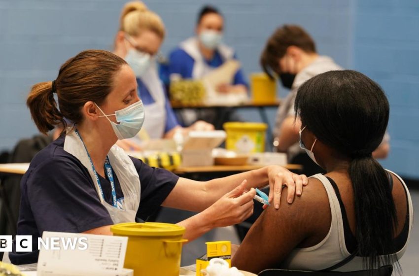  Meningitis cases linked to Kent outbreak rise to 29 as students queue for vaccine – follow live