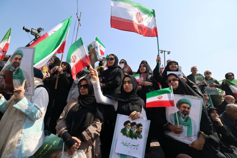  Iran warns of ‘zero restraint’ amid heightened gas and oil attacks