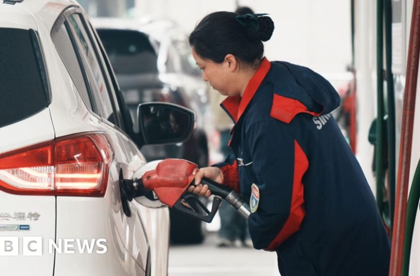  Oil price slides as Trump talks up Iran peace negotiations – BBC