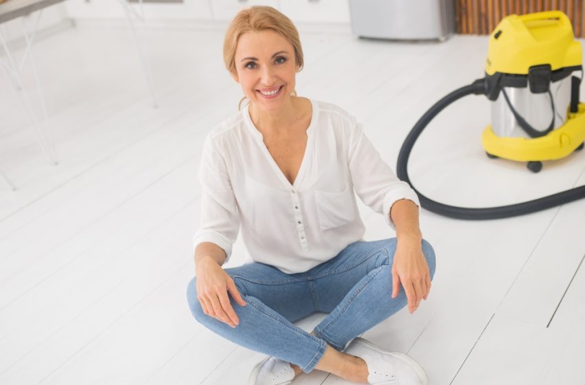  What Being Able To Sit On The Floor Without Using Your Hands Says About Your Life Span