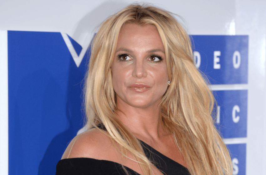  Britney Spears Arrested for DUI