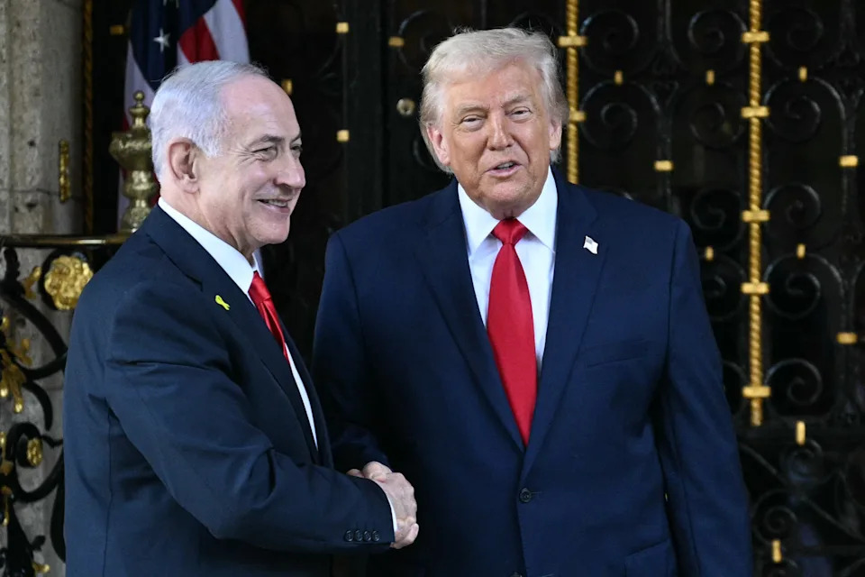 Trump blamed regional partner Benjamin Netanyahu. / Jim Watson/AFP via Getty Images
