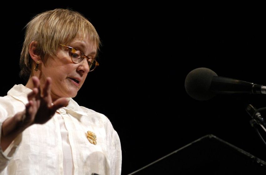  Mary Beth Hurt, Tony-Nominated Actor, Dead at 79