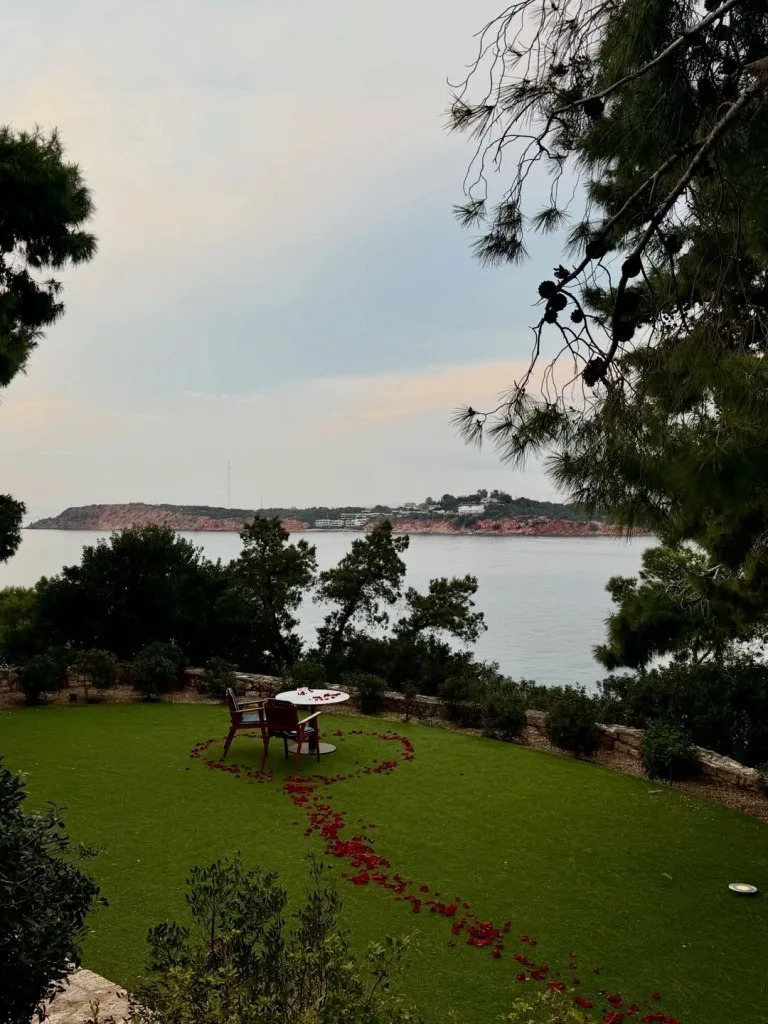 Attal, a French actor, proposed at a spot near the water, at a table surrounded by rose petals. Instagram / @thylaneblondeau