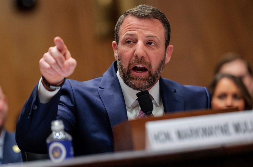  Markwayne Mullin’s confirmation hearing was hilarious—and he might lose.