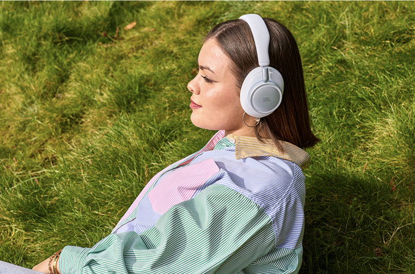  JBL launches two pairs of Sony-rivalling wireless headphones with “AI-trained” ANC and monster battery life