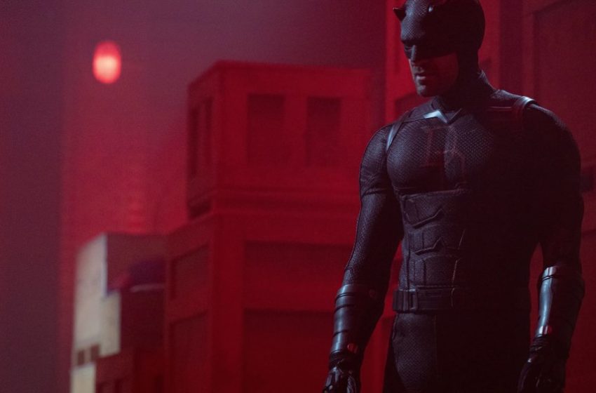  Daredevil Born Again Cast on Season 2, ICE Parallels in Premiere