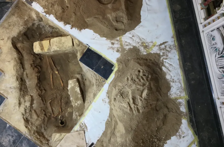  Archaeologists may have found the grave of the legendary “fourth musketeer”