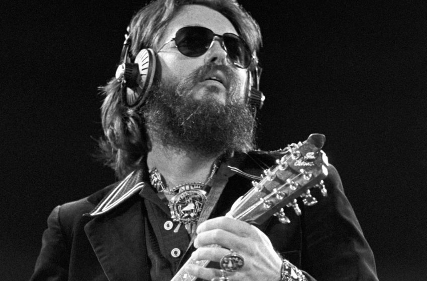  Soft Rock Icon Darrell ‘Dash’ Crofts, Dead at 85