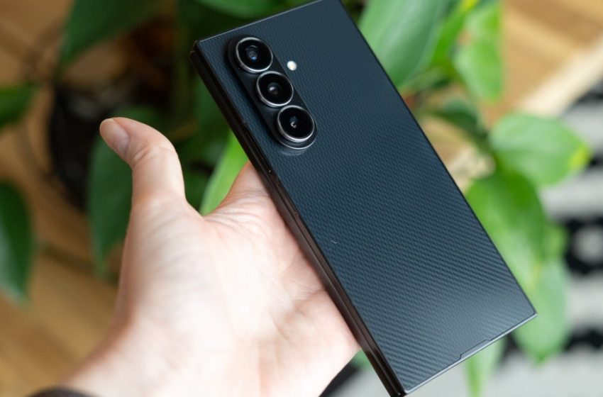  PSA: Don’t buy a $4,400 gray market Samsung TriFold on eBay