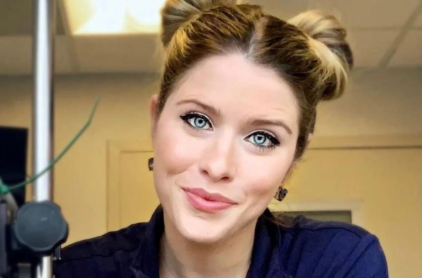  She Hit Her Head During a Volleyball Game as a Teen. It Led to a Diagnosis That Left Her ‘Completely Deaf’