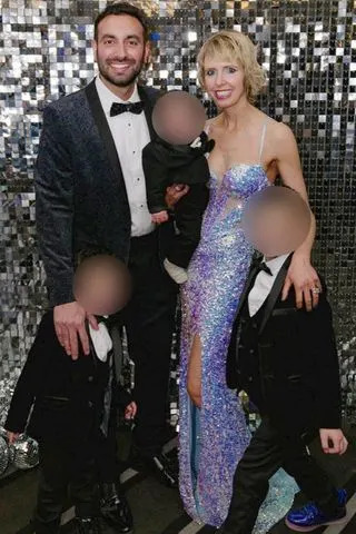 Amy De Silva, now in remission, with her familyCredit: Amy De Silva/SWNS