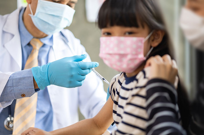 Dad Confused Why His Daughter Got Sick With Illness She Was Vaccinated For, Discovers “Mommy’s Secret”