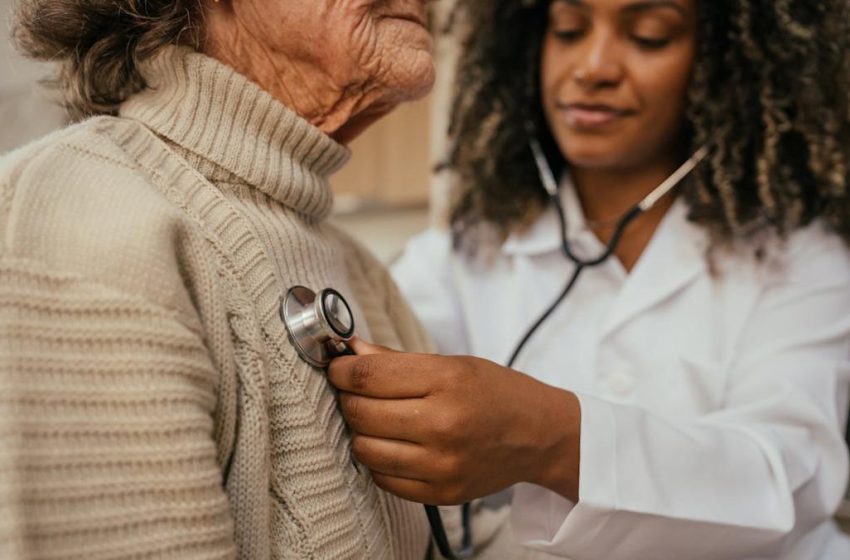  Cardiologists Say This Simple Habit Lowers Your Risk of Heart Disease