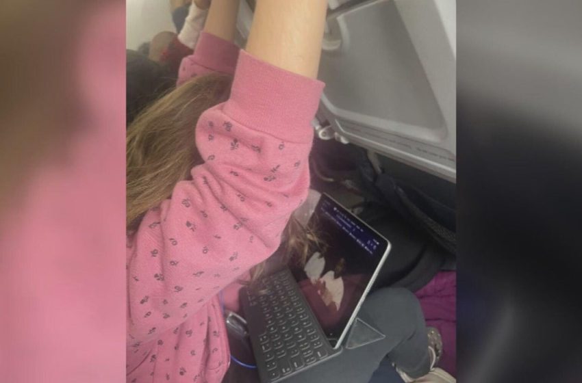  Travelers rattled after flight to O’Hare is diverted to Detroit due to unruly passenger