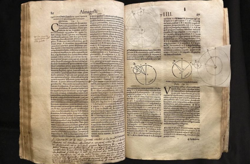  Historian Finds Copy of 16th-Century Astronomy Textbook—Belonging to Galileo