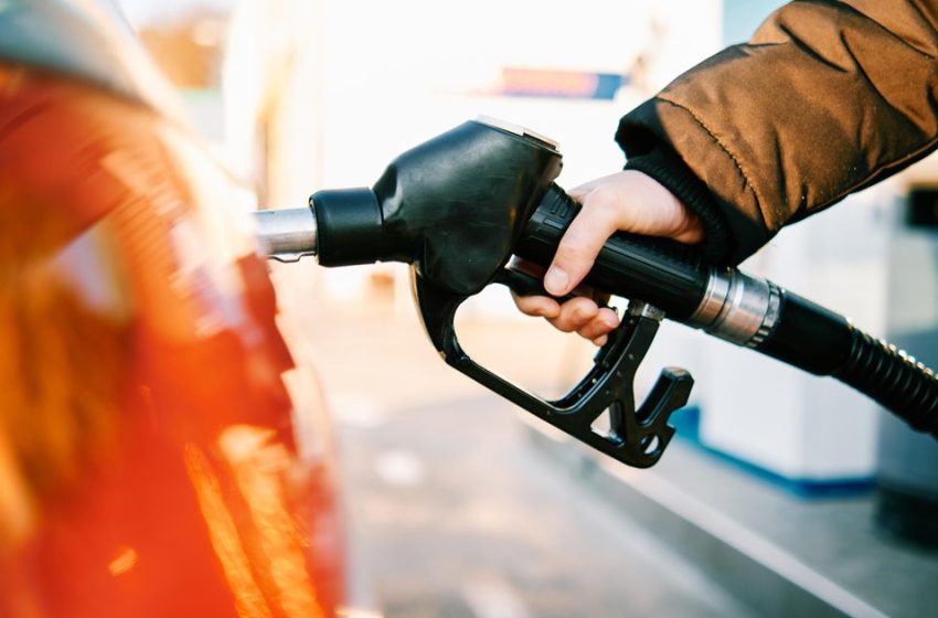  Oil prices could reach record highs, analysts warn. Here’s what it could mean for the U.S. economy.