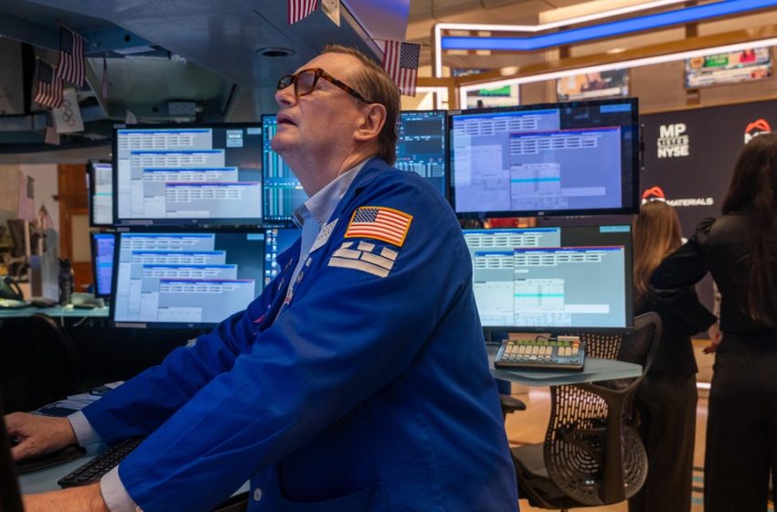  Dow jumps more than 1,000 points after Trump delays ultimatum for Iran to reopen the Strait of Hormuz